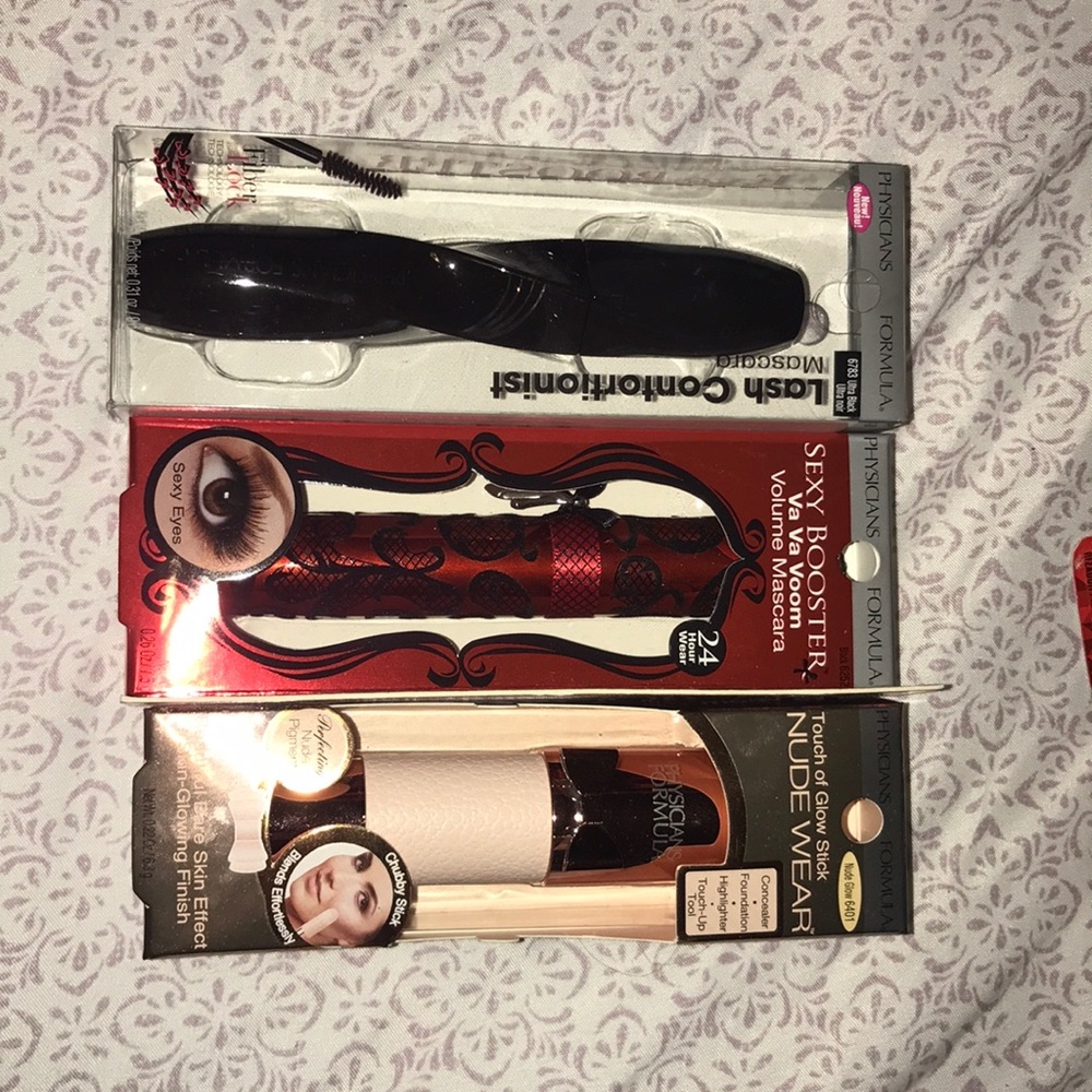 Physicians formula set.